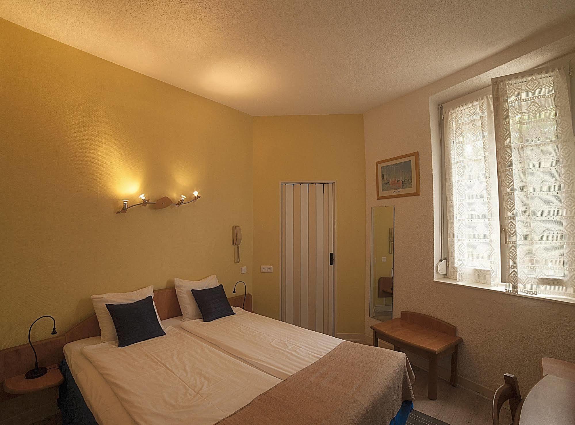 Hôtel Du Soleil Saint-Raphaël Eksteriør billede