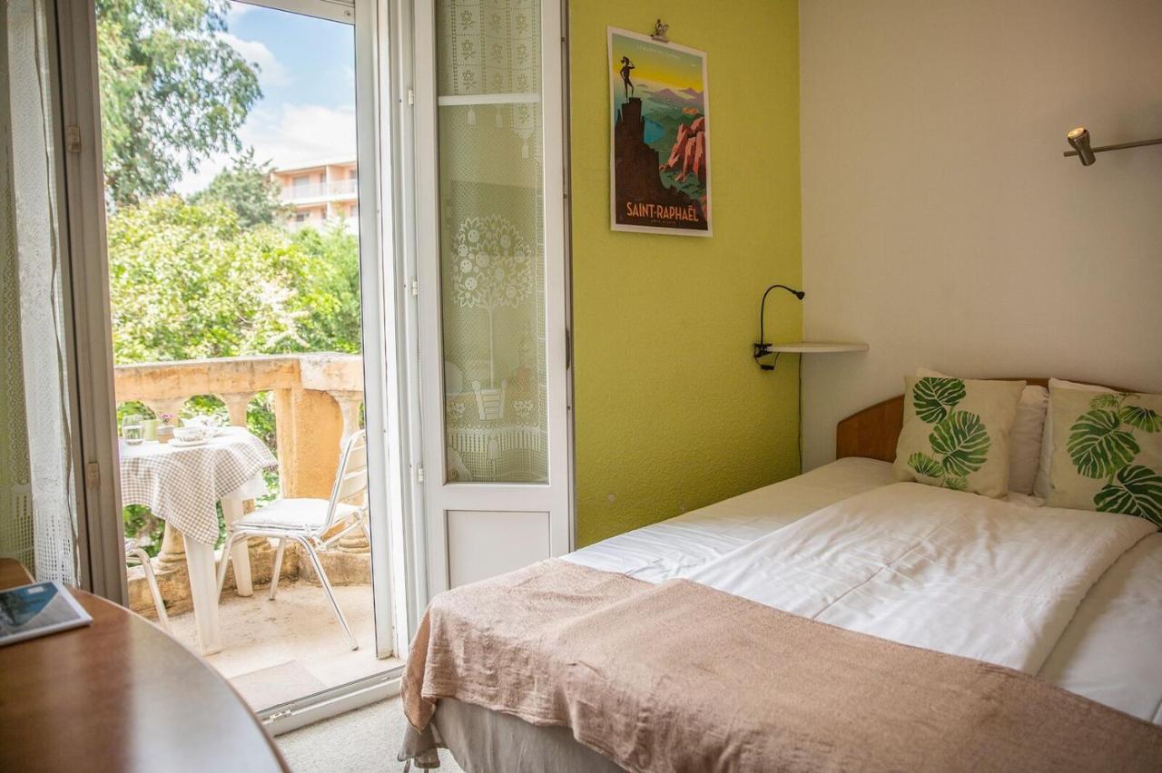 Hôtel Du Soleil Saint-Raphaël Eksteriør billede