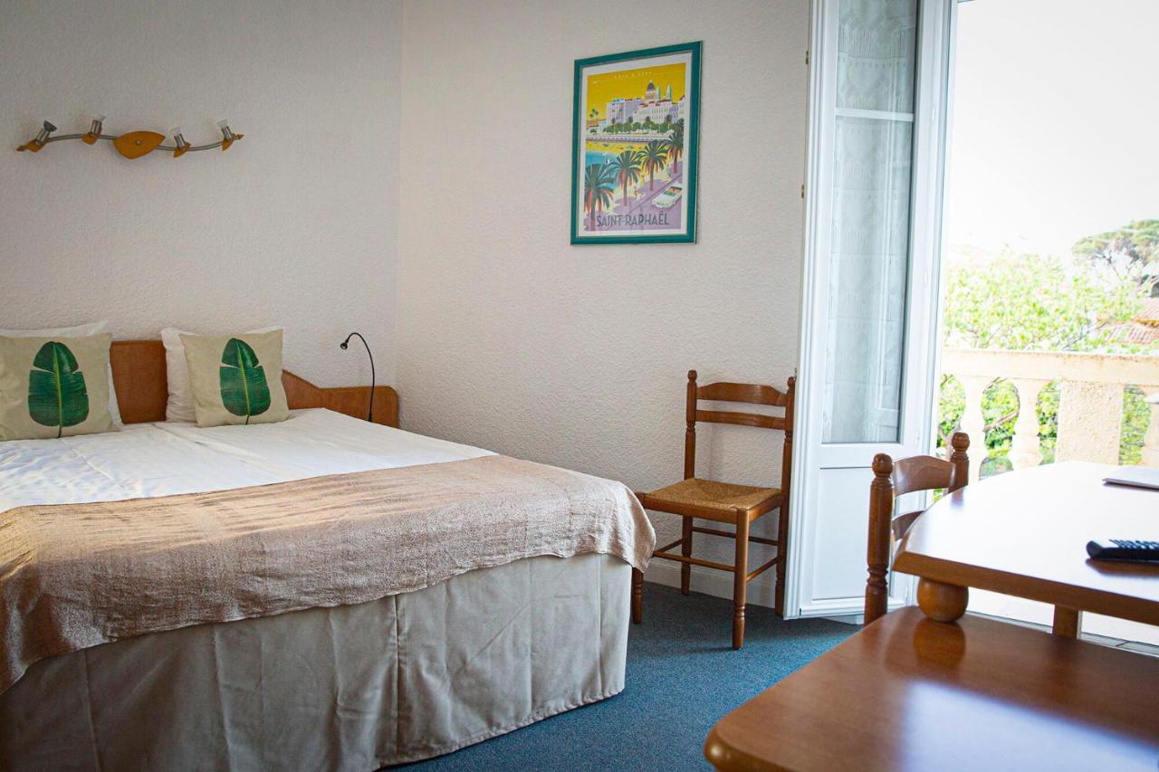 Hôtel Du Soleil Saint-Raphaël Eksteriør billede